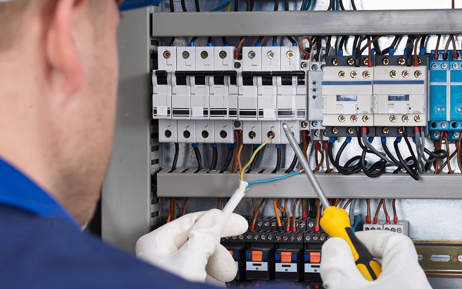 recherche travail électricien bâtiment Clamart